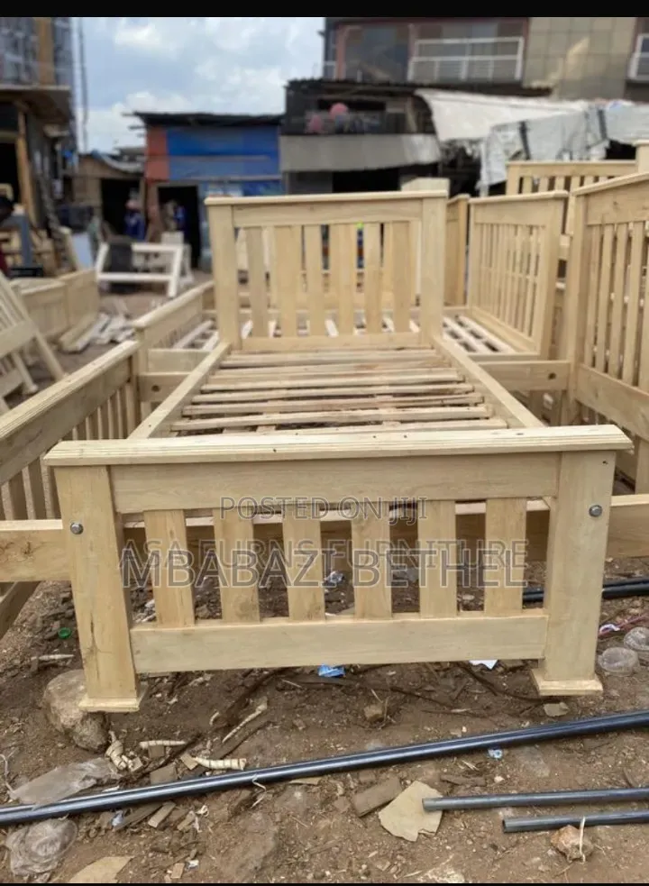 3by6 Wooden Bed in a Perfect State Available for Sale