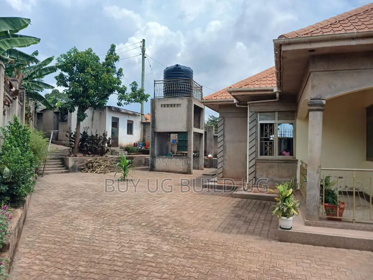 3bdrm Bungalow in Gayaza Manyangwa, Kira for sale