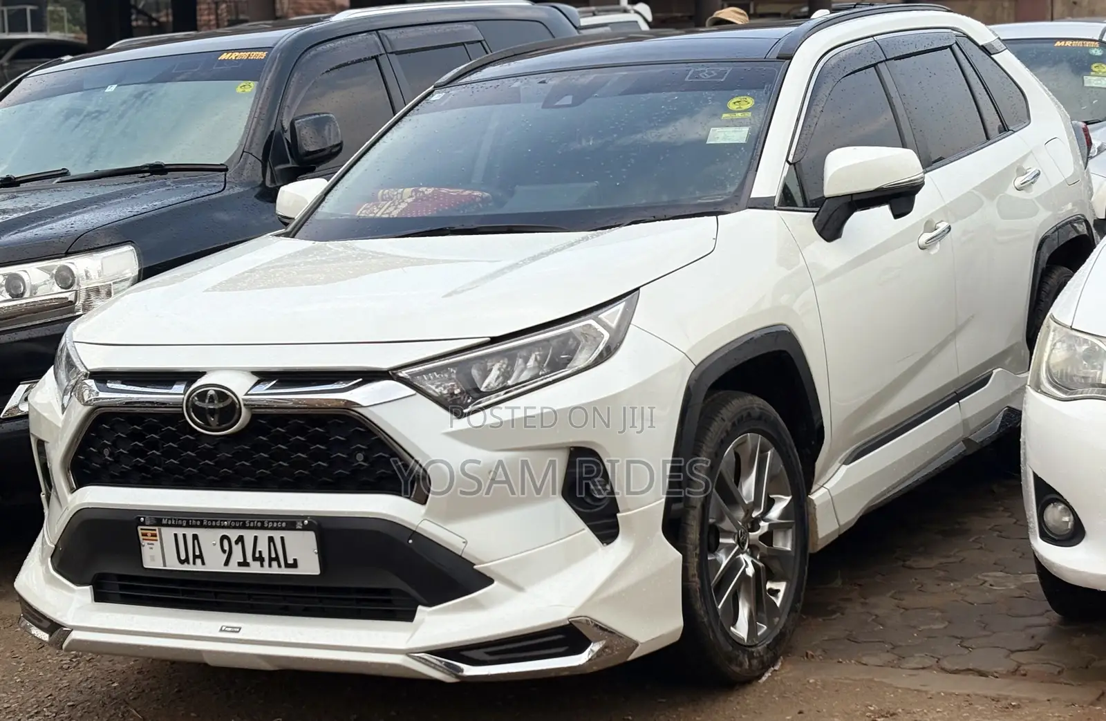 Toyota RAV4 XLE Premium 2021 White