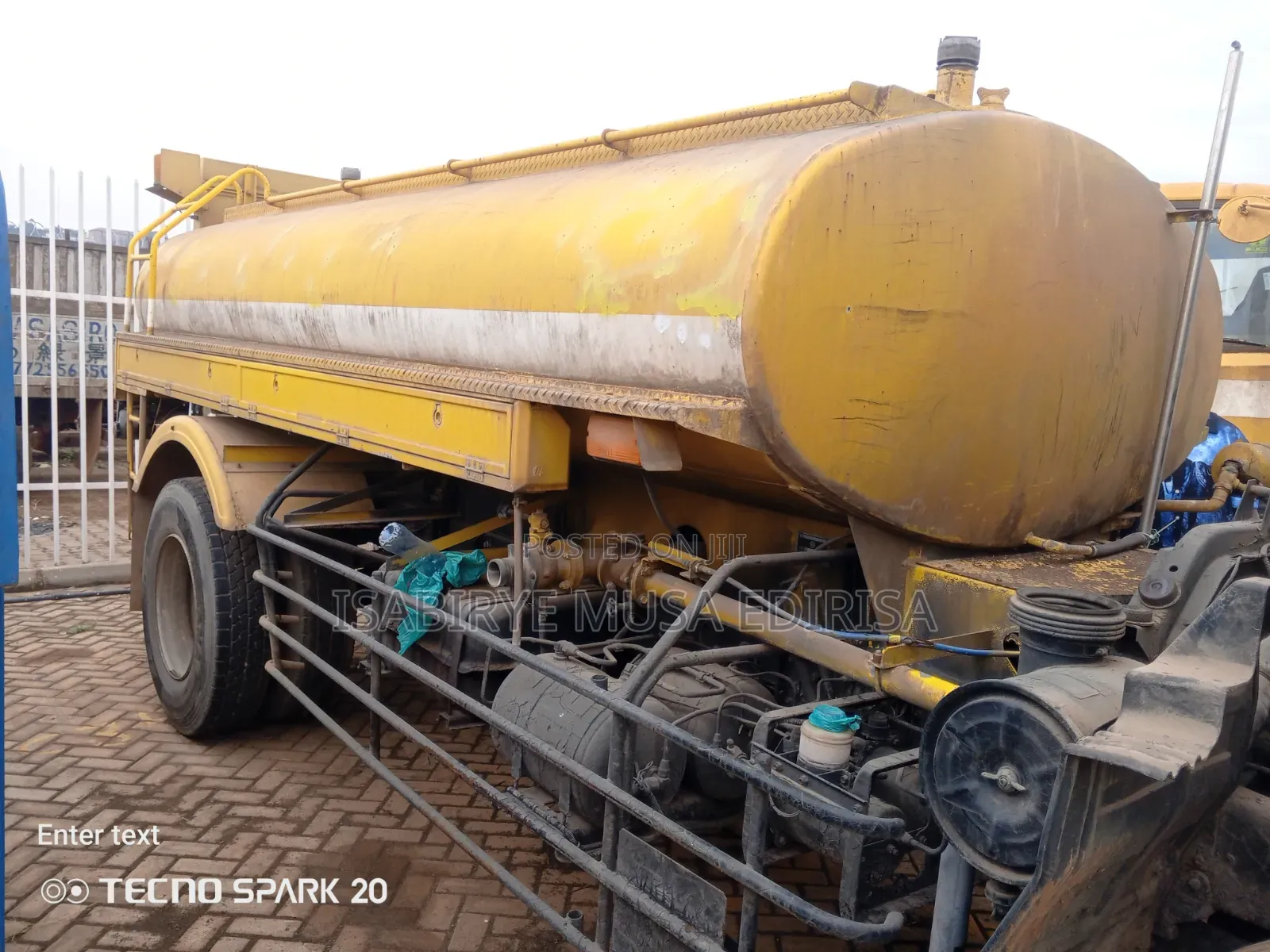 Isuzu Trucks 1980 Yellow