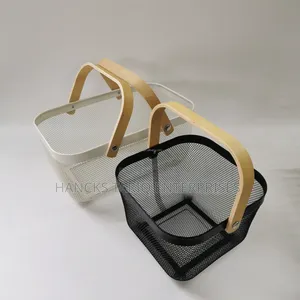 Nordic-Style Metal Mesh Storage Basket With Wooden Handles