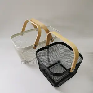 Nordic-Style Metal Mesh Storage Basket With Wooden Handles