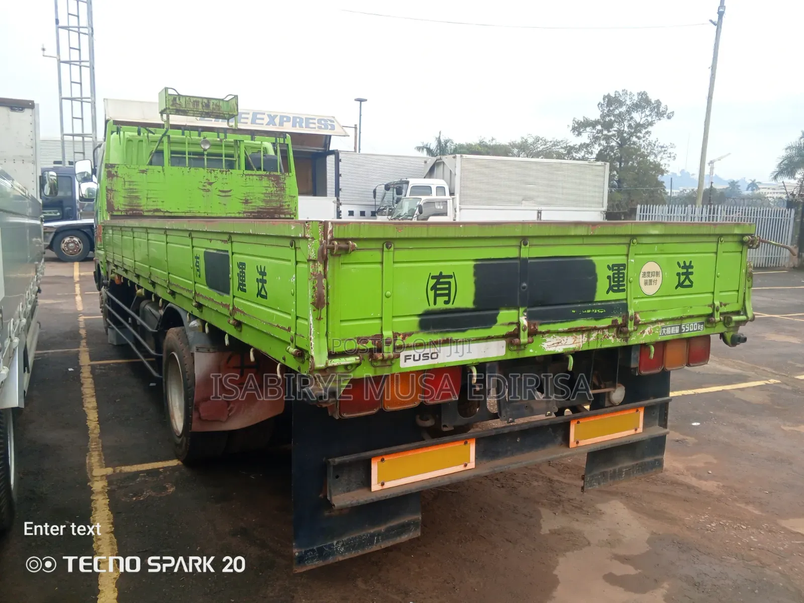 Mitsubishi Trucks 1996 Green