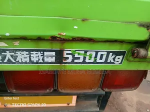 Mitsubishi Trucks 1996 Green
