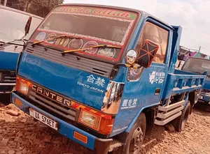 Mitsubishi Canter Tipper