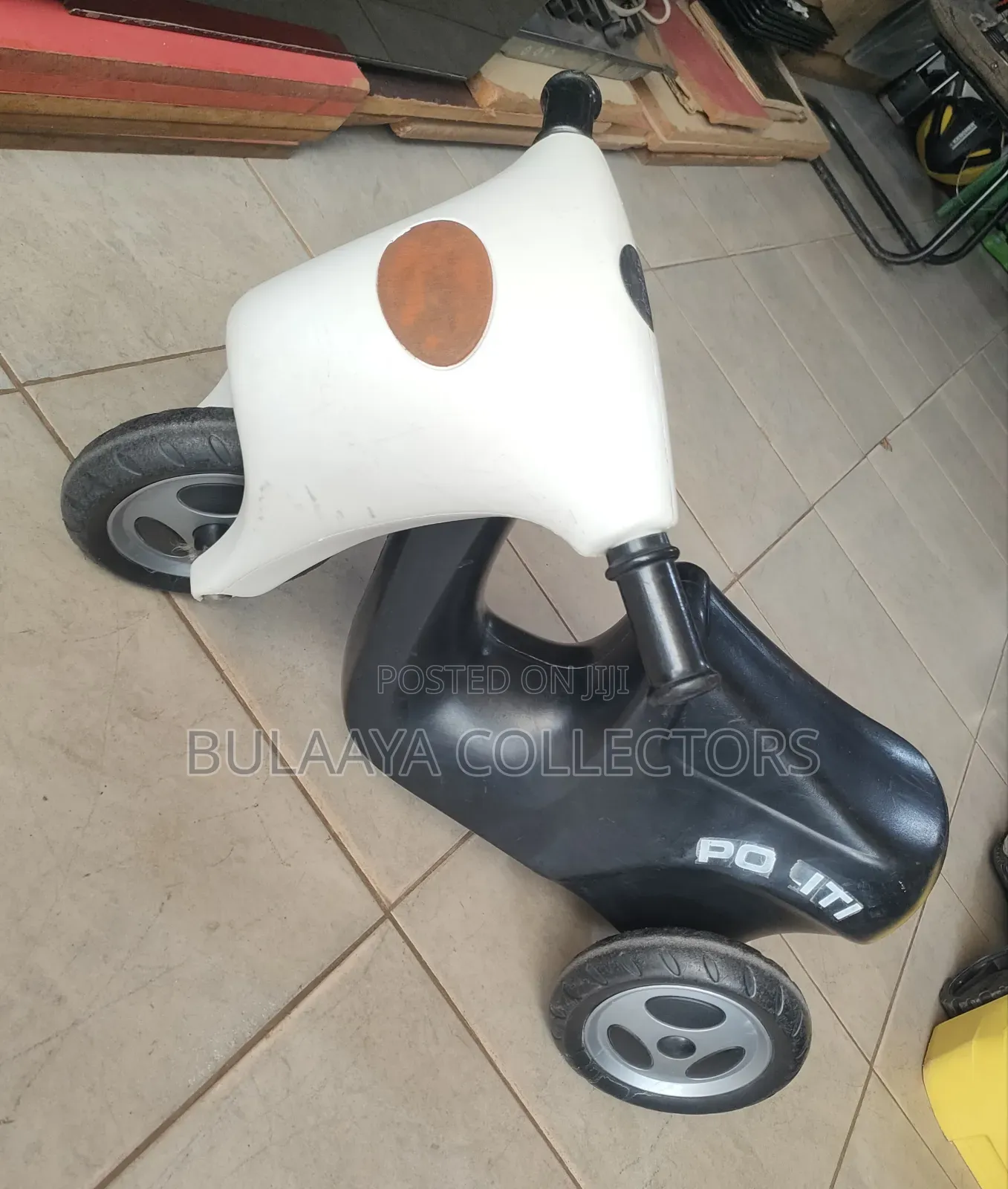 UK Used Dantoy Police Sit Ride Scooter/Toy Car