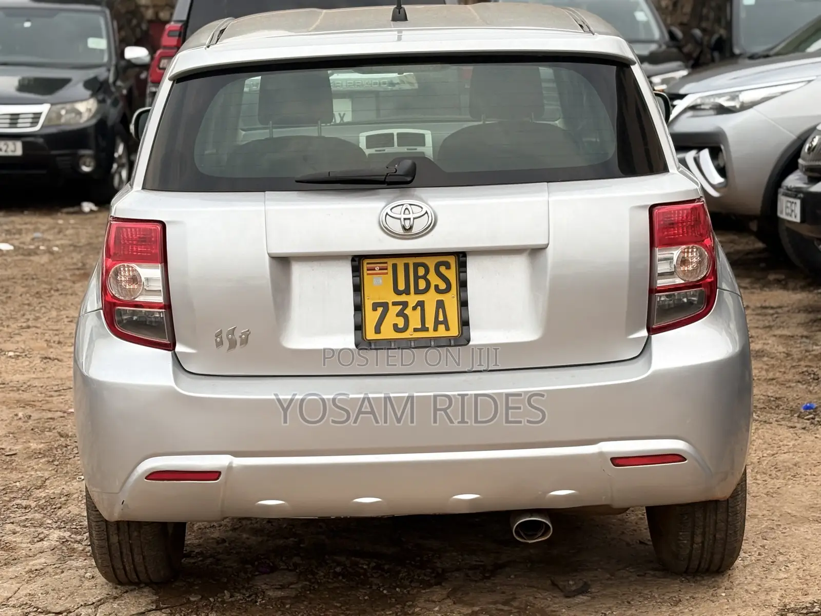 Toyota IST 2009 Silver