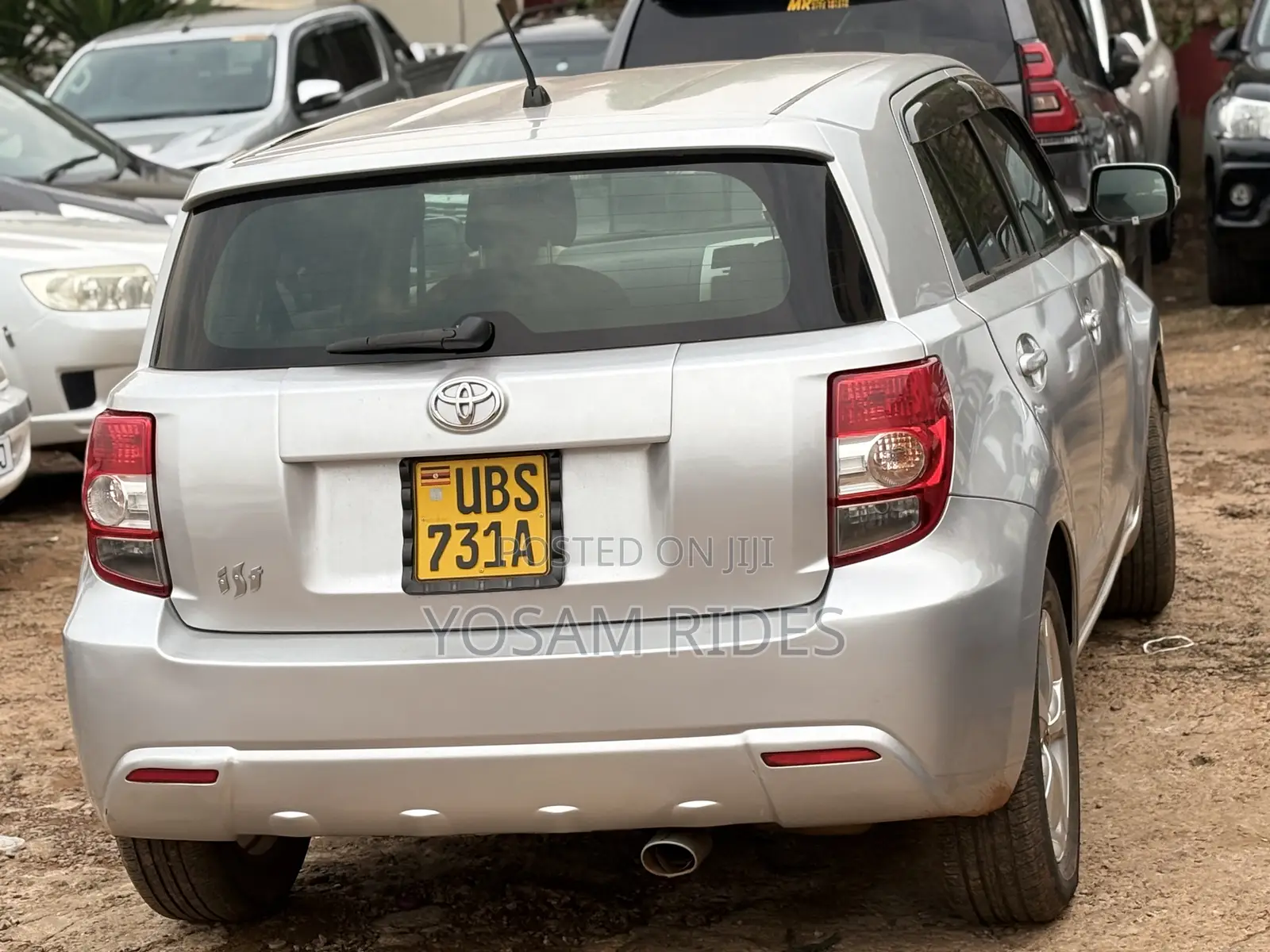 Toyota IST 2009 Silver