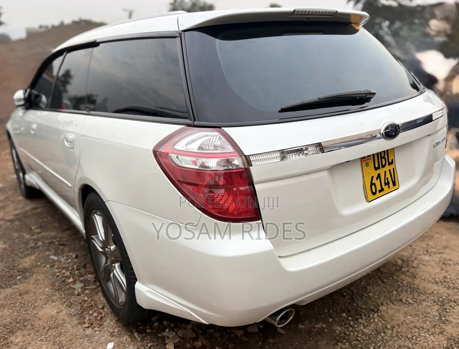 Subaru Legacy 2.0 2007 White