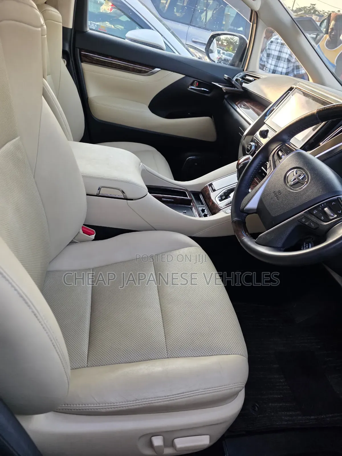 Toyota Alphard 2.5 Petrol AWD 2019 Beige
