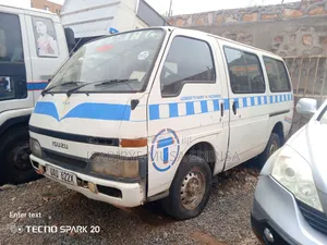 Toyota Grand HiAce 1999 White