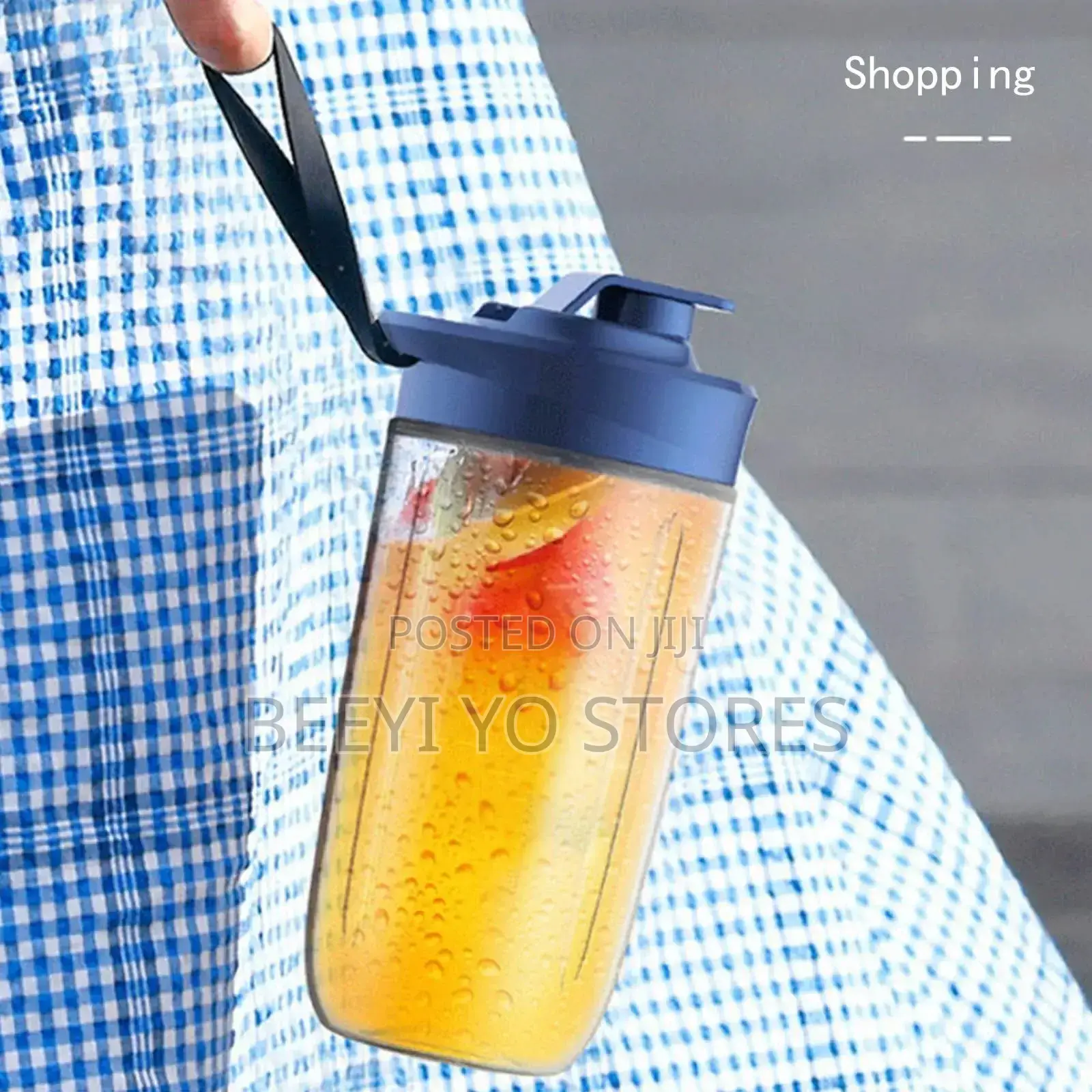 Portable Electric USB Juicer Blender / Smoothie Maker.