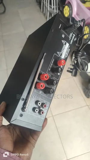 UK Used Neohipo AM02 Class AB Stereo Power Amplifier Capable of 300W.