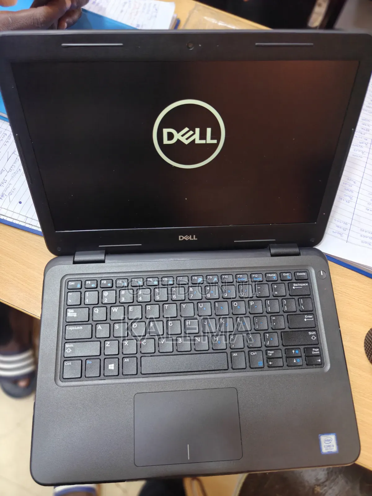 New Laptop Dell Latitude 3310 2-in-1 4GB Intel Core i3 SSD 128GB