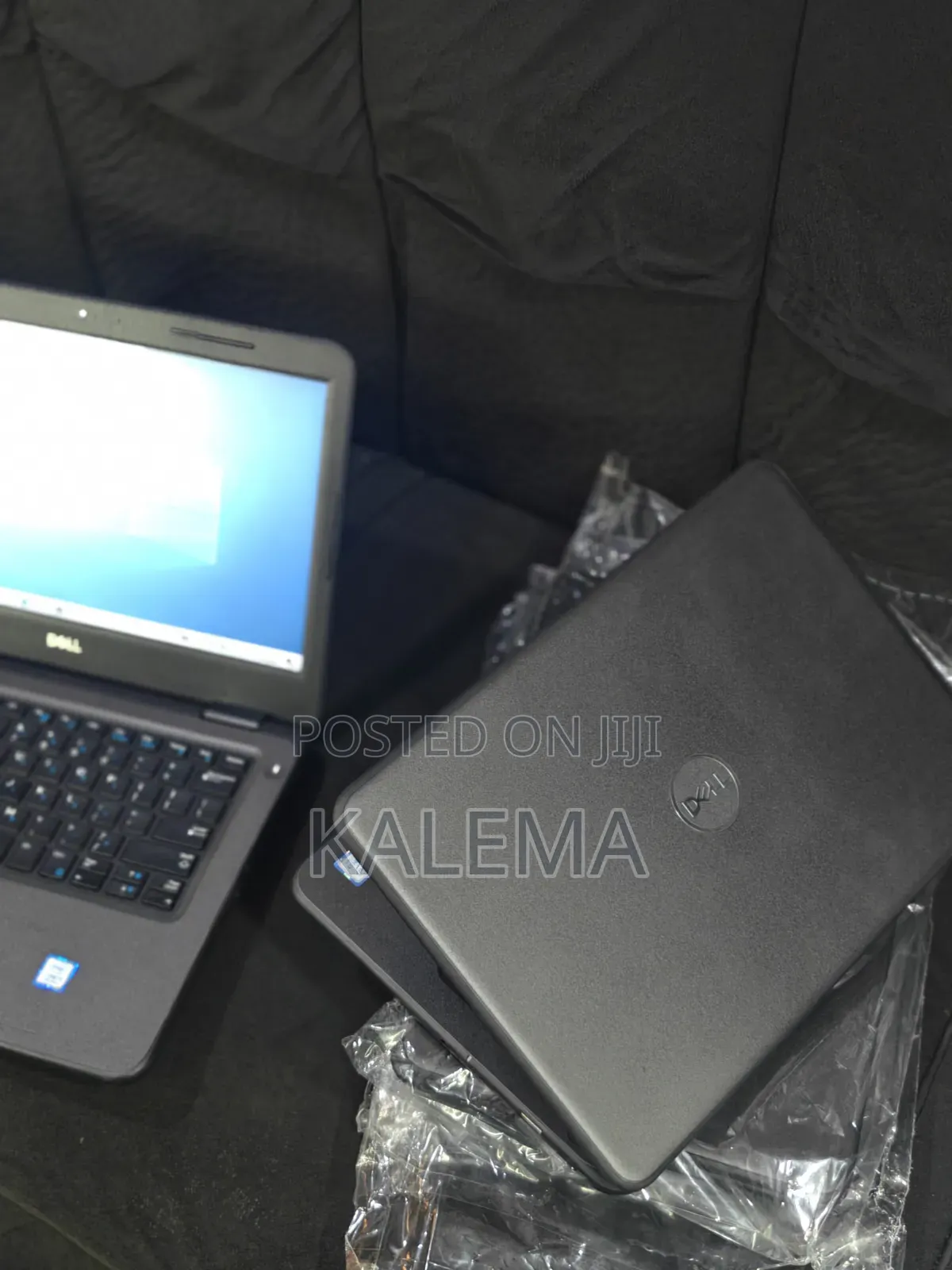 New Laptop Dell Latitude 3310 2-in-1 4GB Intel Core i3 SSD 128GB
