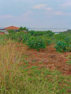 Bank Pressure 30decimals for Sale in 
Kawuku Bwelenga Entebbe at 140m