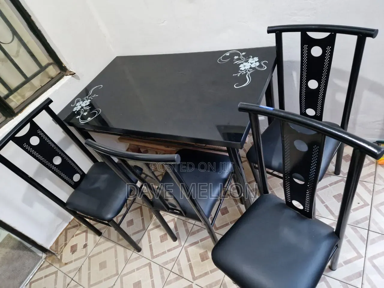 Dinning Table