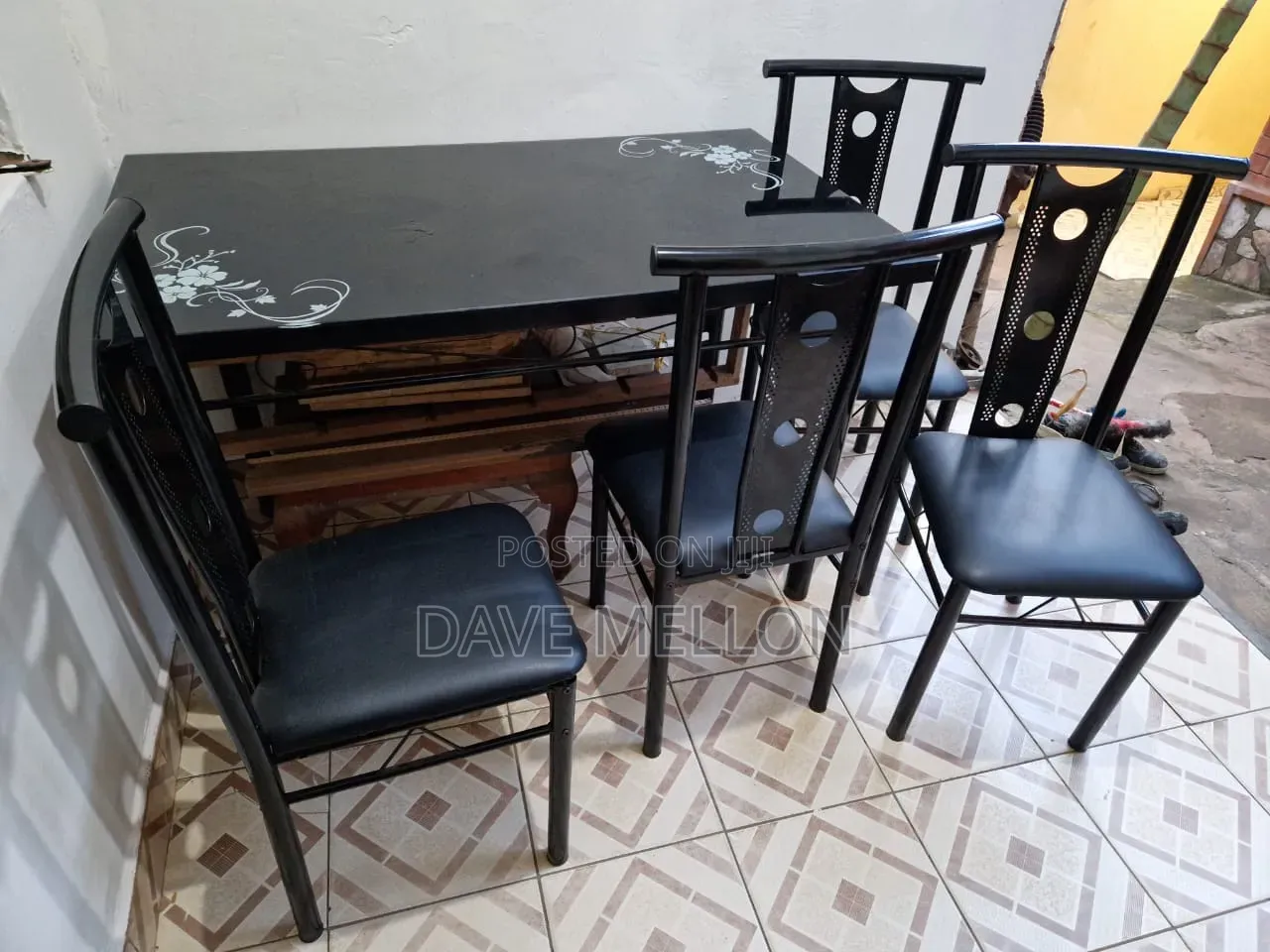 Dinning Table