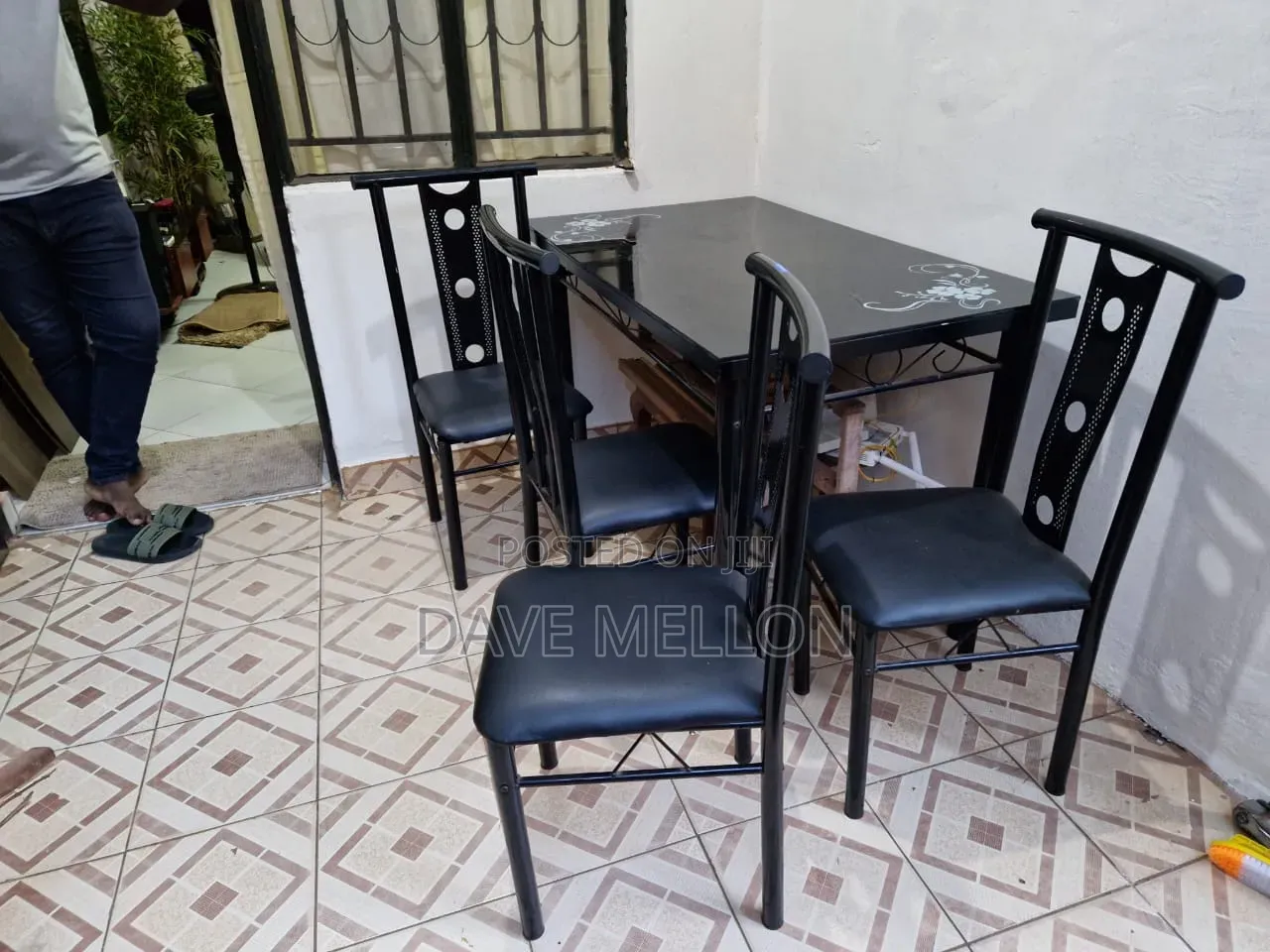 Dinning Table