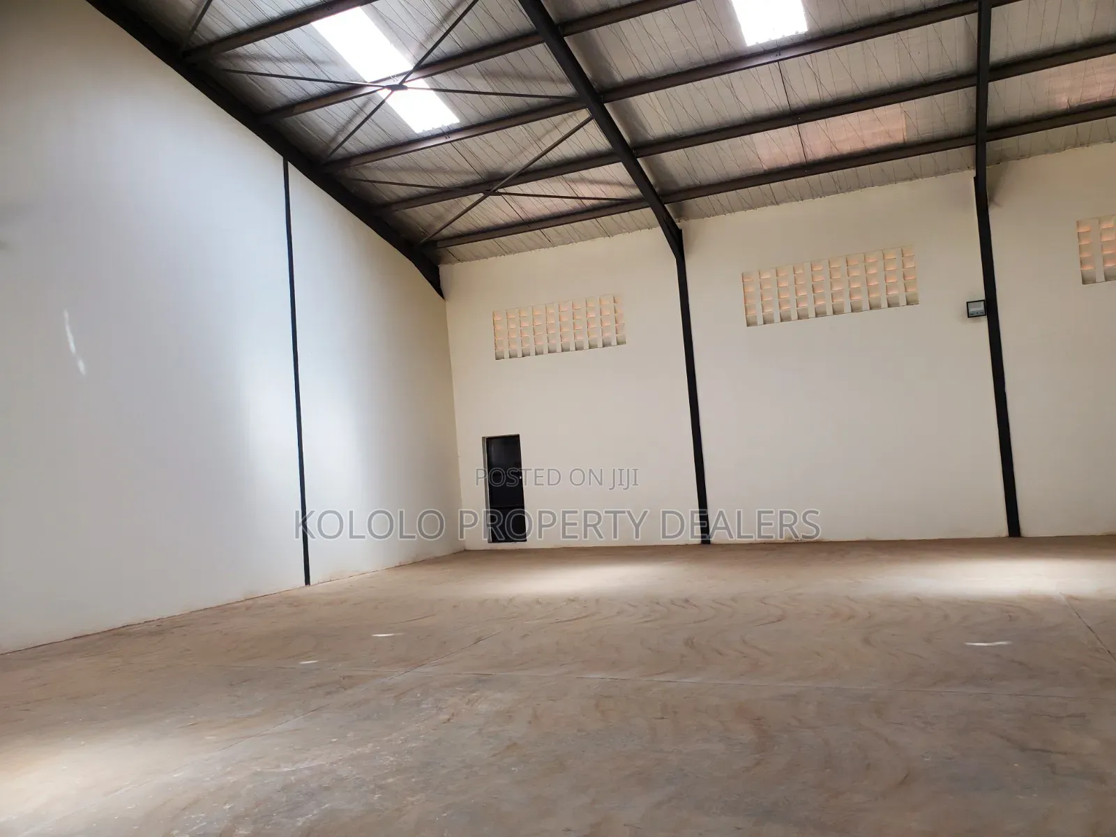 Warehouse for Rent in Bweyogere