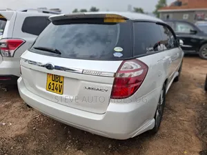 Subaru Legacy 2008 White
