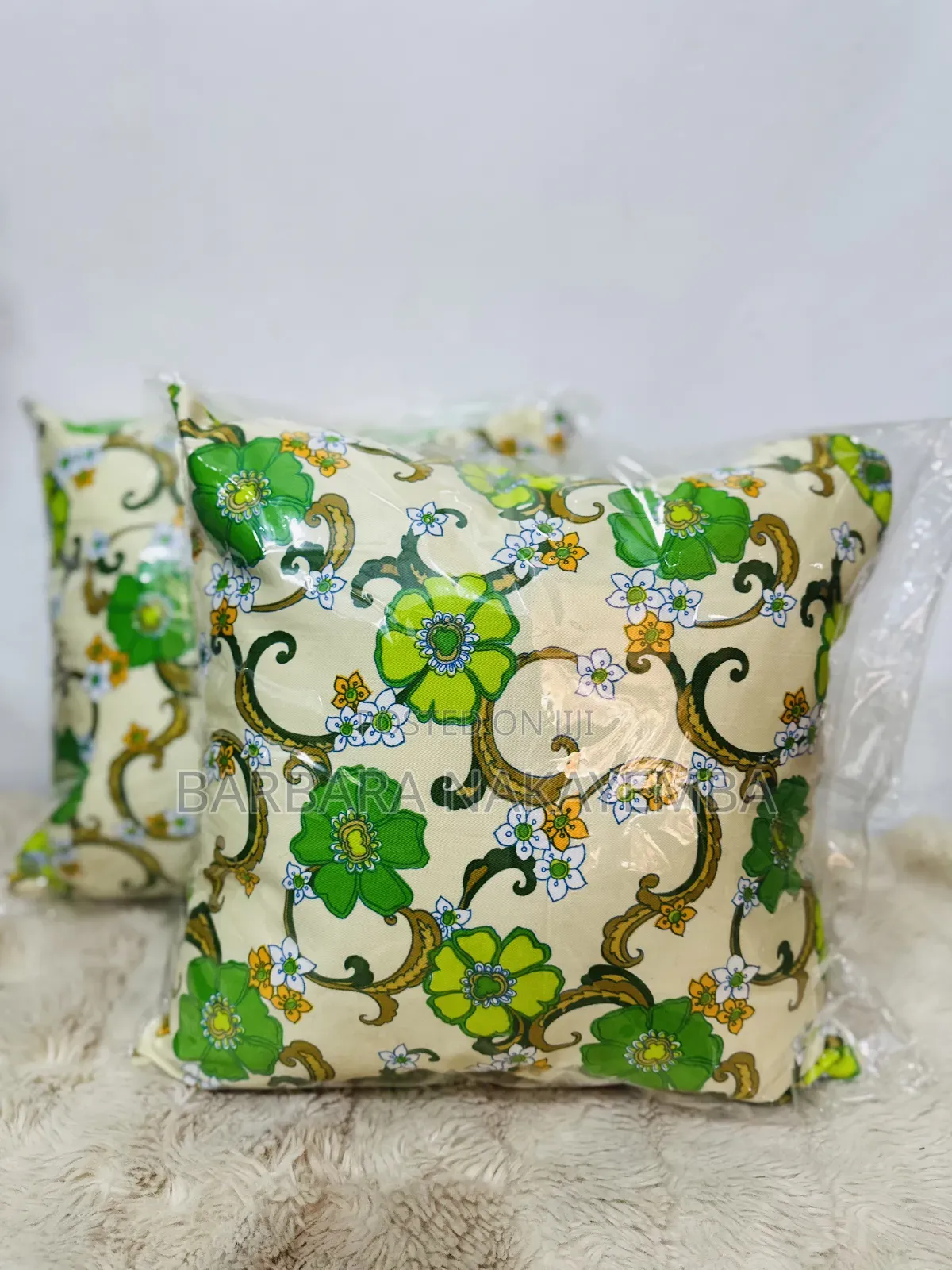 2 Piece Throw Pillows With Fiber
