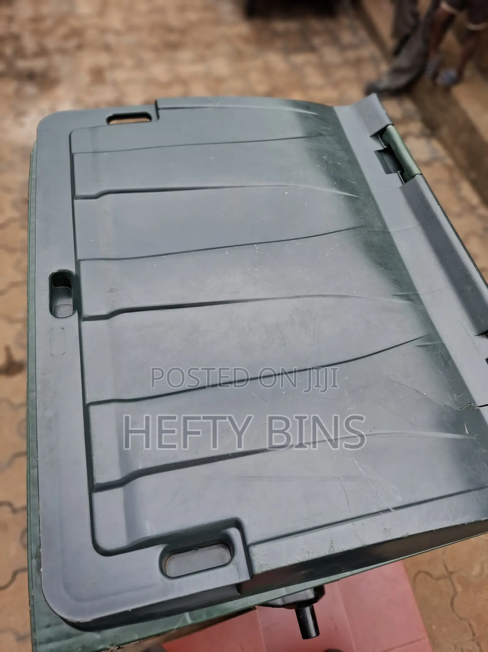 1100L Industrial/ Commercial Garbage/ Trash/ Waste Bins