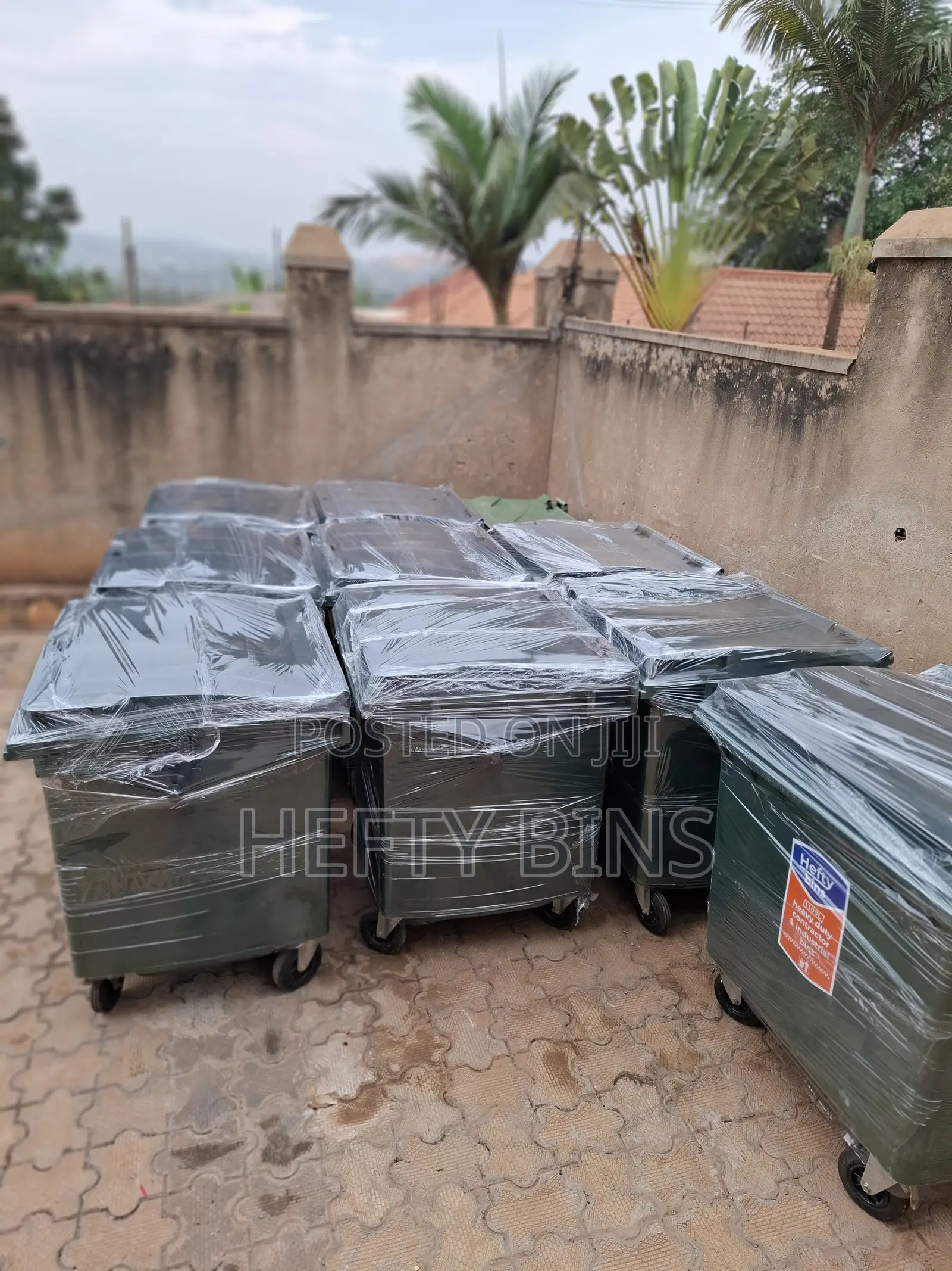 1100L Industrial/ Commercial Garbage/ Trash/ Waste Bins