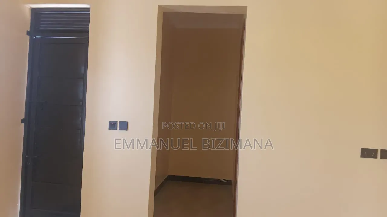 Furnished 4bdrm Bungalow in Bwebajja, Central Division for sale