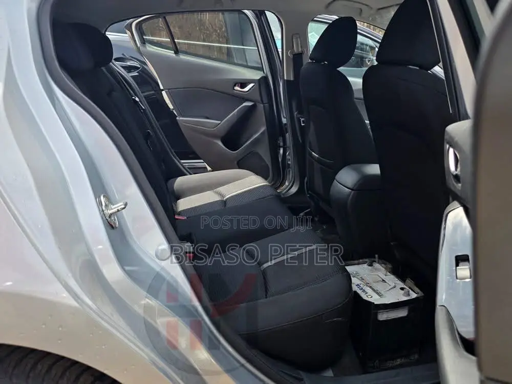 Mazda Axela 2018 Silver
