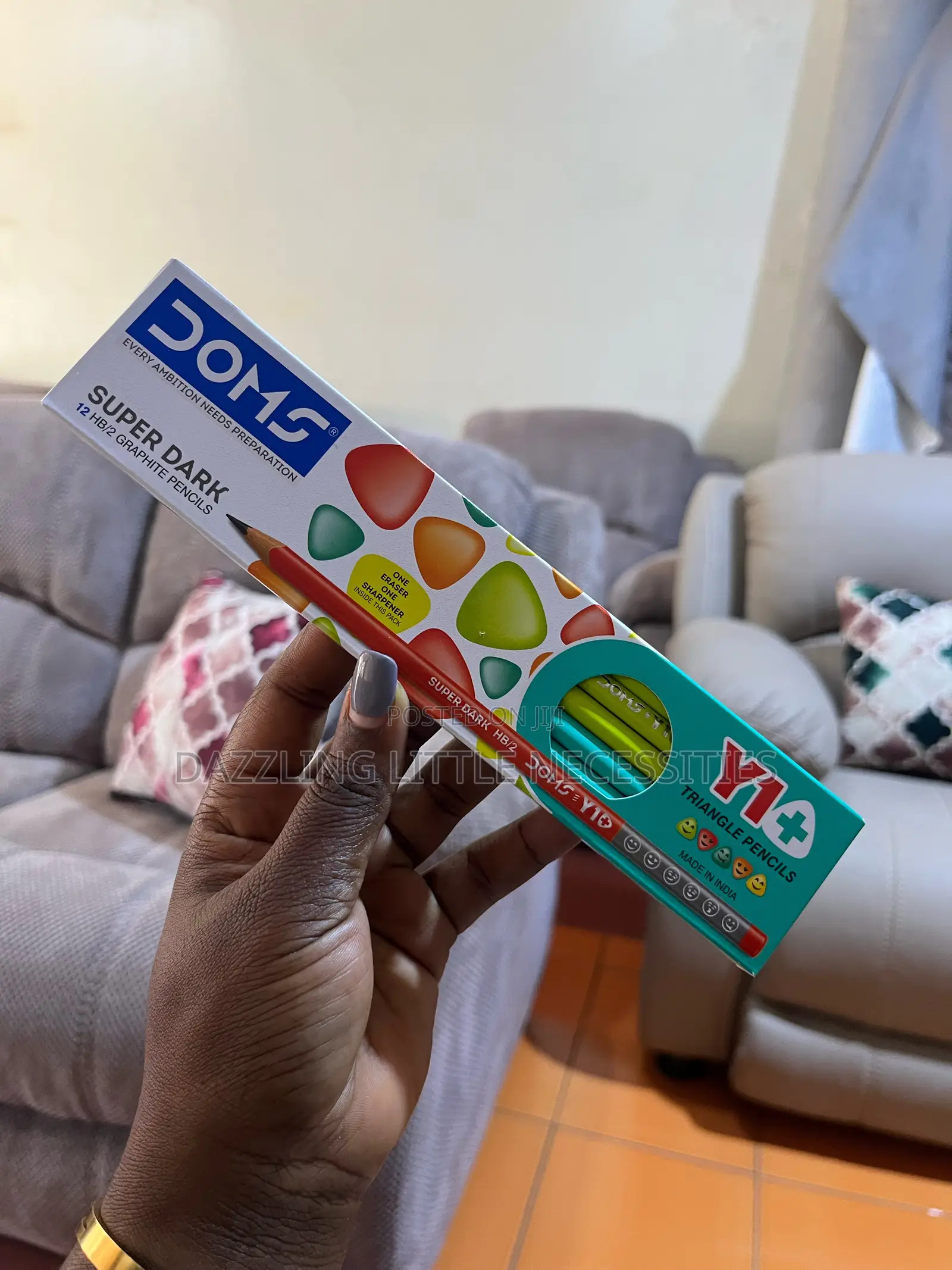 DOMS SuperDark Y1+ Triangle Pencils - A Dozen