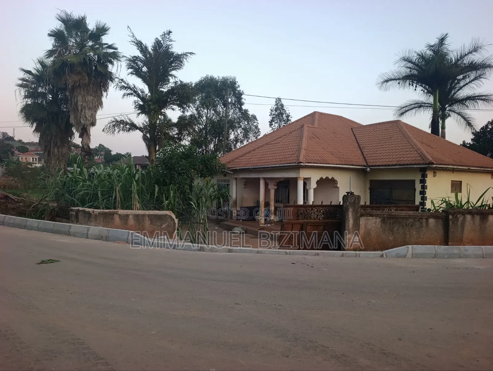 Furnished 3bdrm House in Kira, Central Division for sale