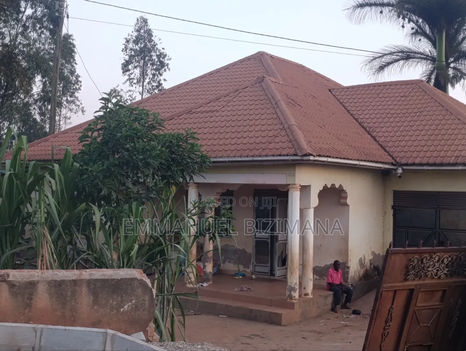 Furnished 3bdrm House in Kira, Central Division for sale