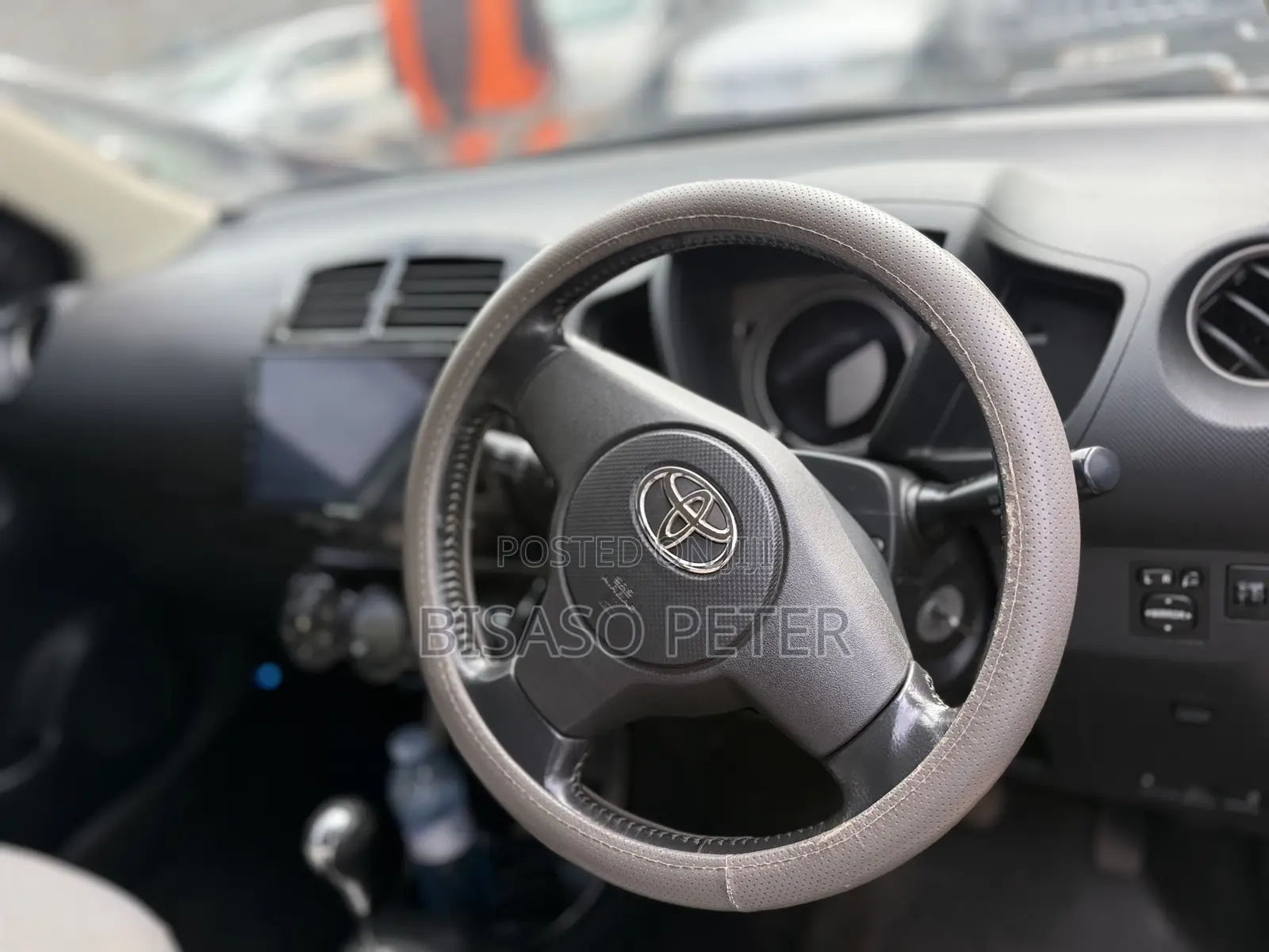 Toyota IST 2010 White