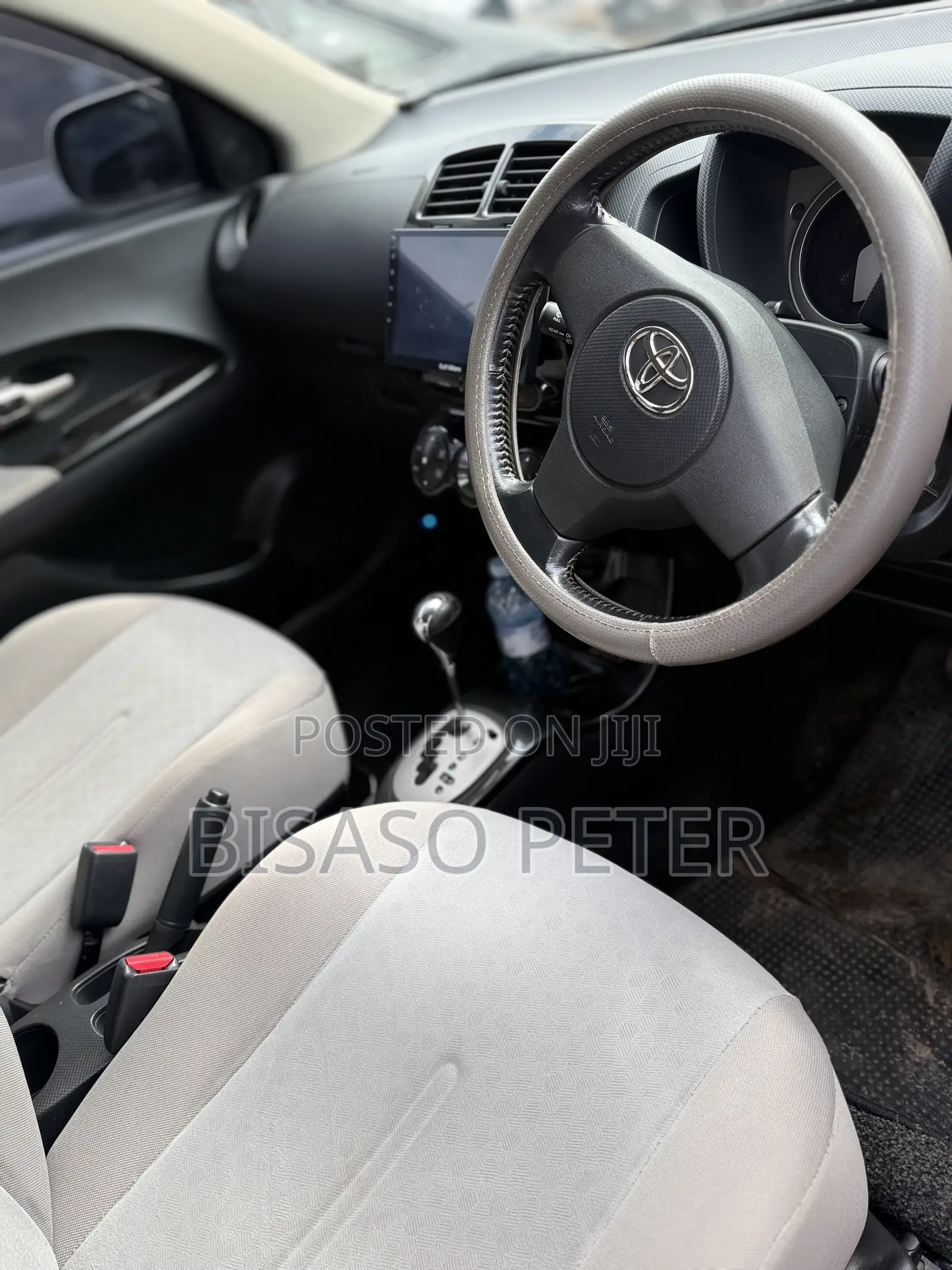 Toyota IST 2010 White