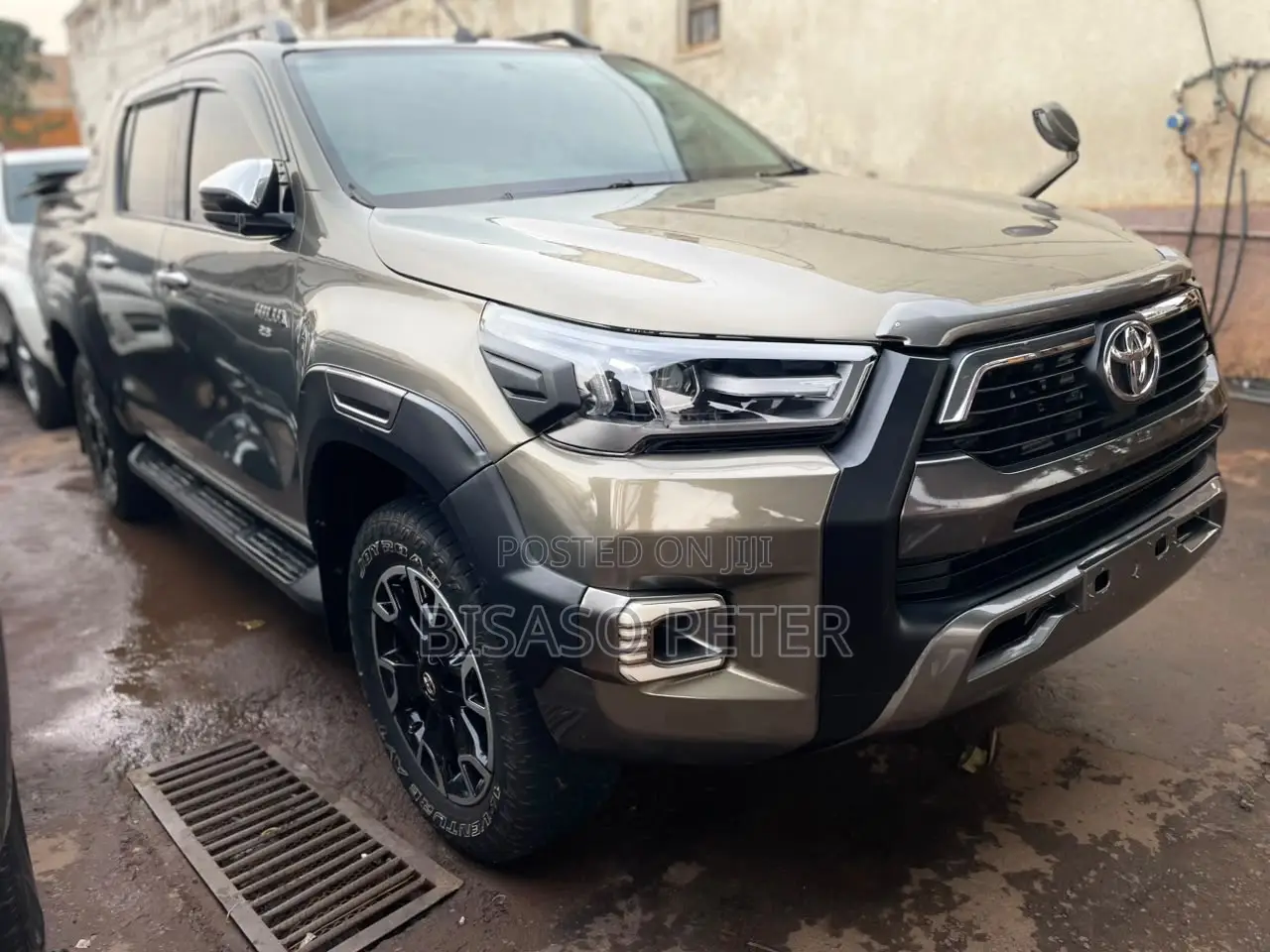 Toyota Hilux 2016 Green