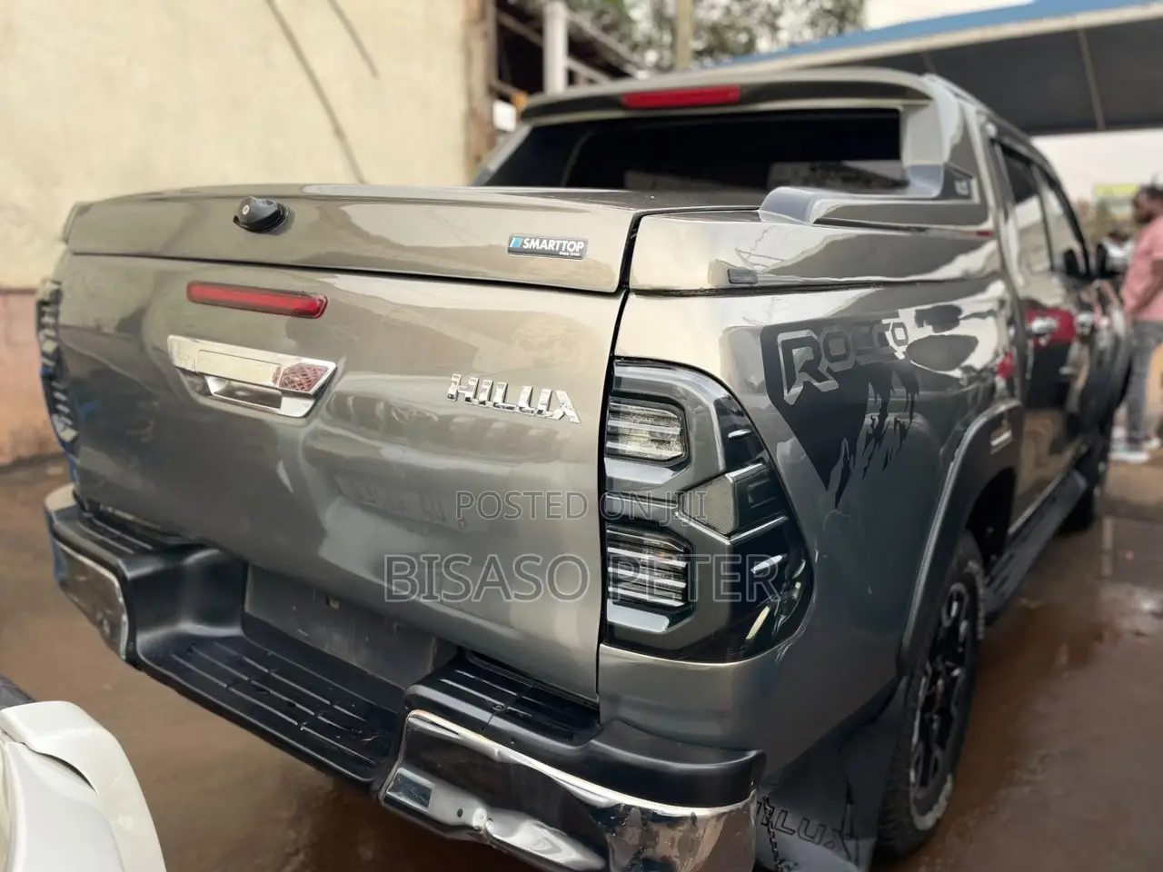 Toyota Hilux 2016 Green