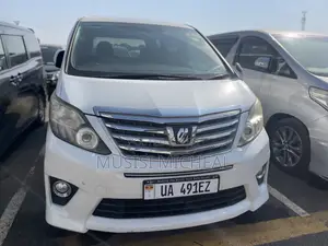 Toyota Alphard 2.4 Petrol FWD 2012 White