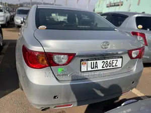 Toyota Mark X 2.5 RWD 2011 Silver