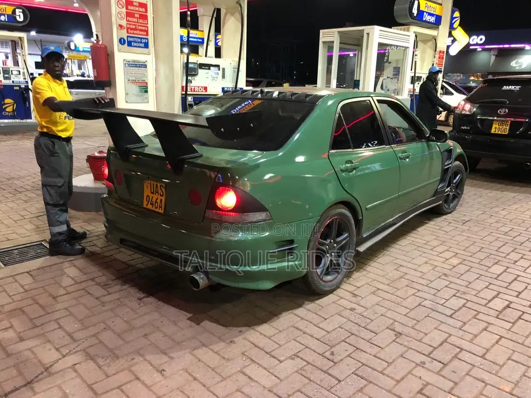 Toyota Altezza 1998 Green