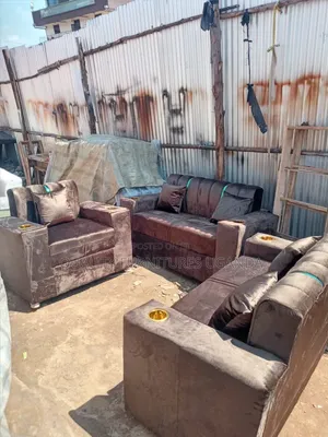 2.2.1 Green Sofa Set