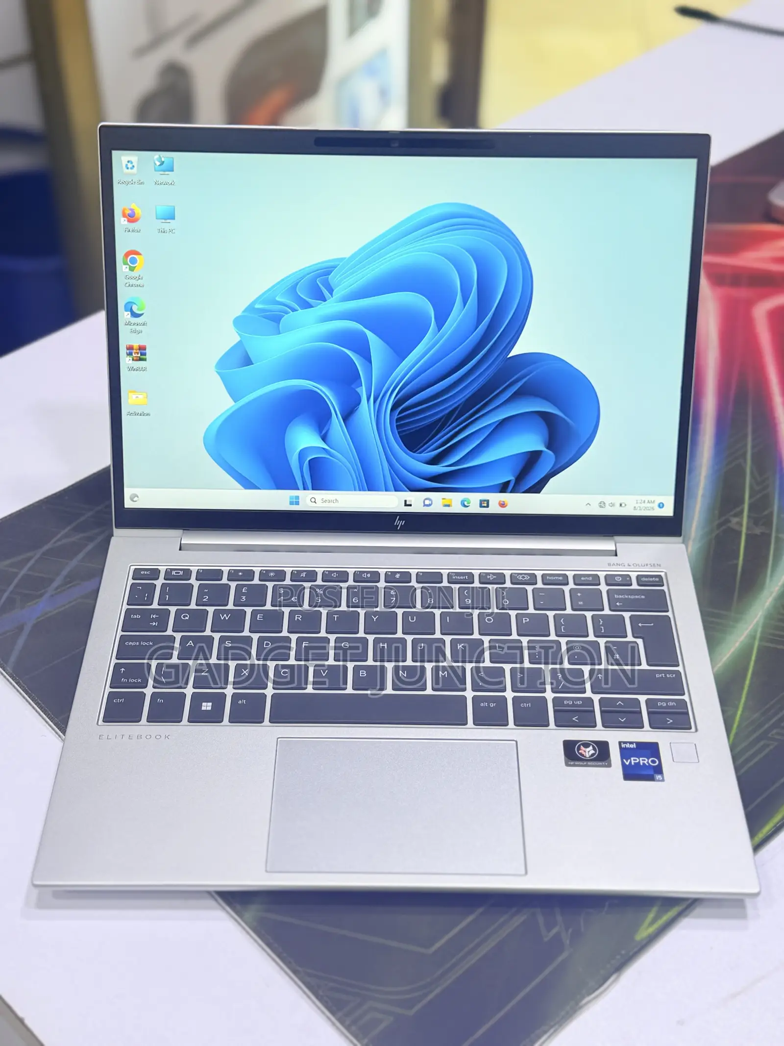 New Laptop HP EliteBook 830 G9 16GB Intel Core i5 SSD 512GB