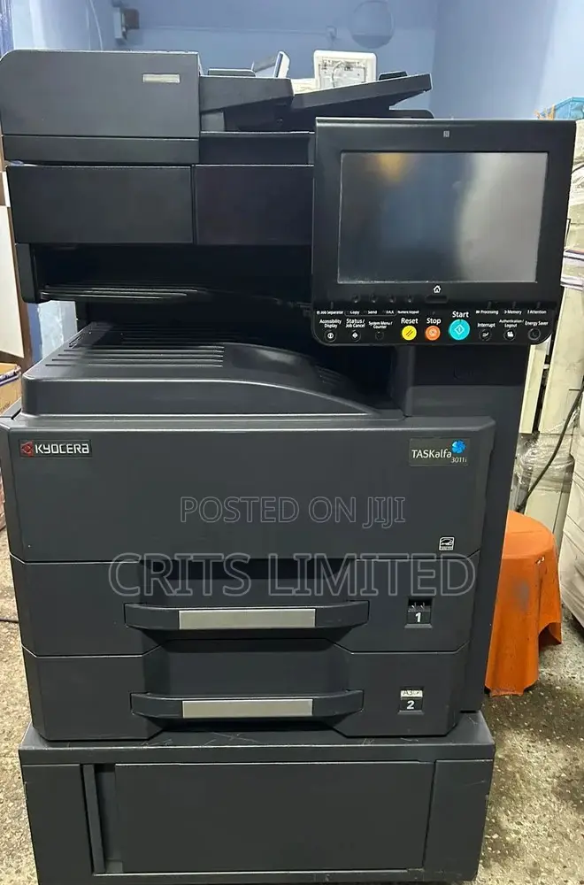Kyocera Taskalfa 3011is With Planten Cover