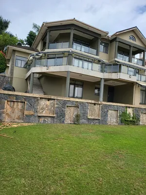 6bdrm Mansion in Munyonyo Road, Central Division for rent