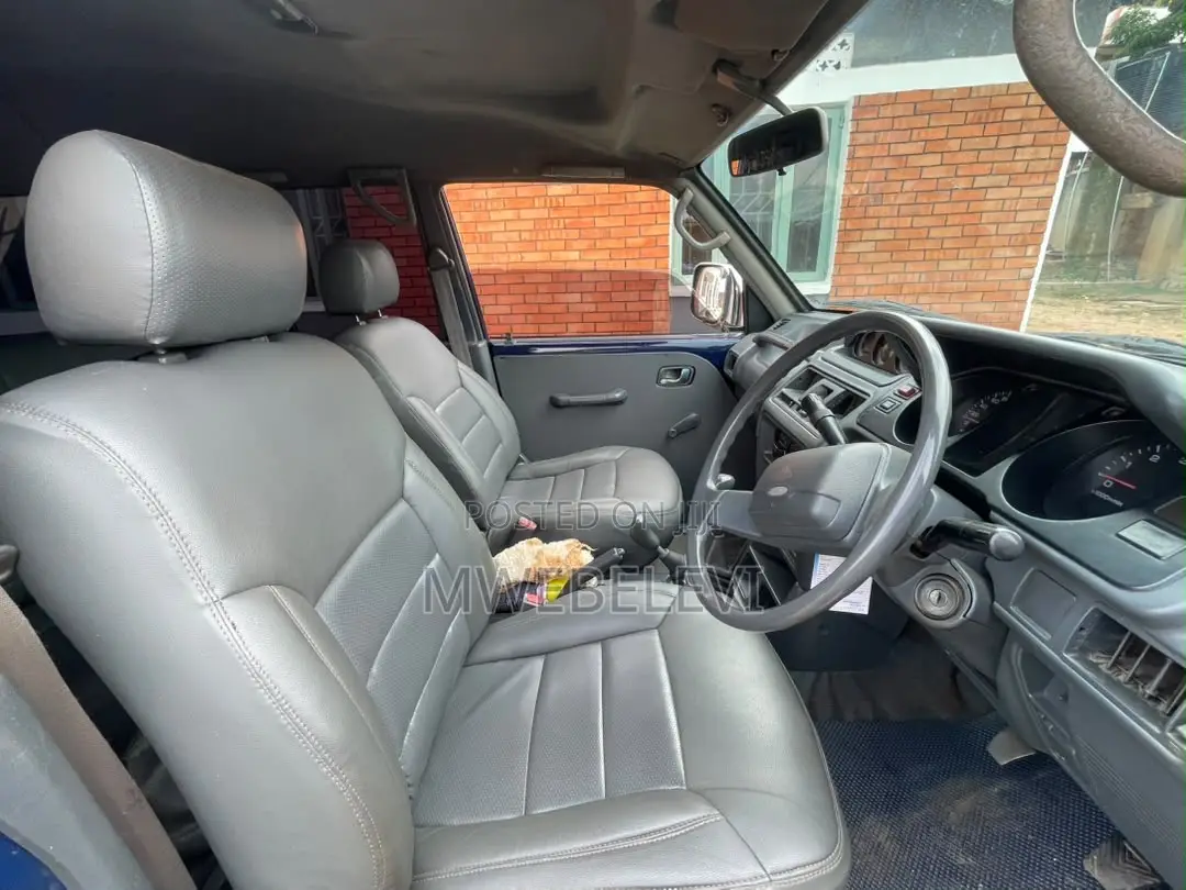 Mitsubishi Pajero 1993 Blue
