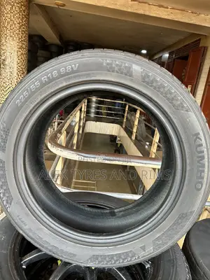 225/55r18 Kumho Foreign Used Tyres