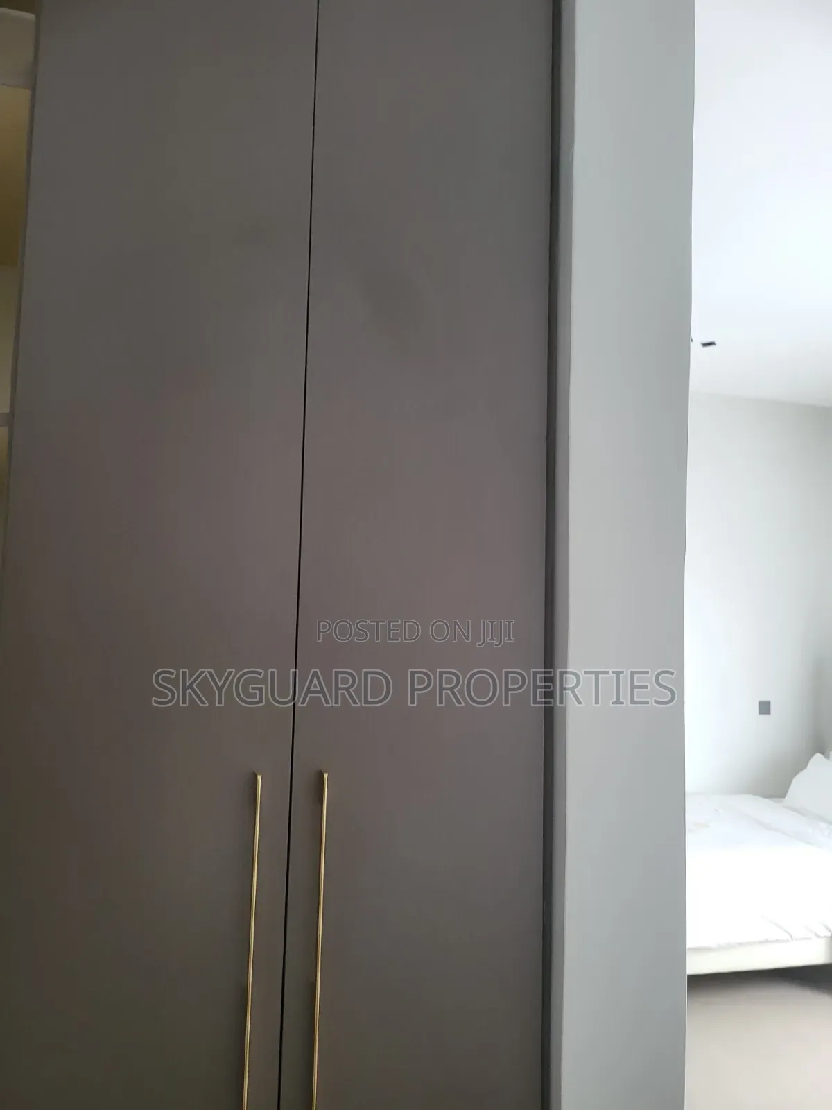 5bdrm House in Muyenga Bukasa Road, Central Division for rent