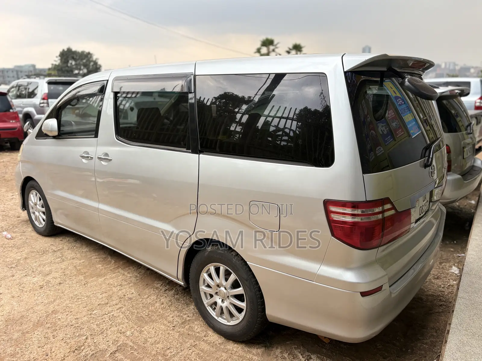 Toyota Alphard 2.4 Petrol FWD 2006 Silver