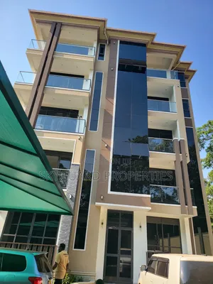 3bdrm Apartment in Muyenga, Central Division for rent