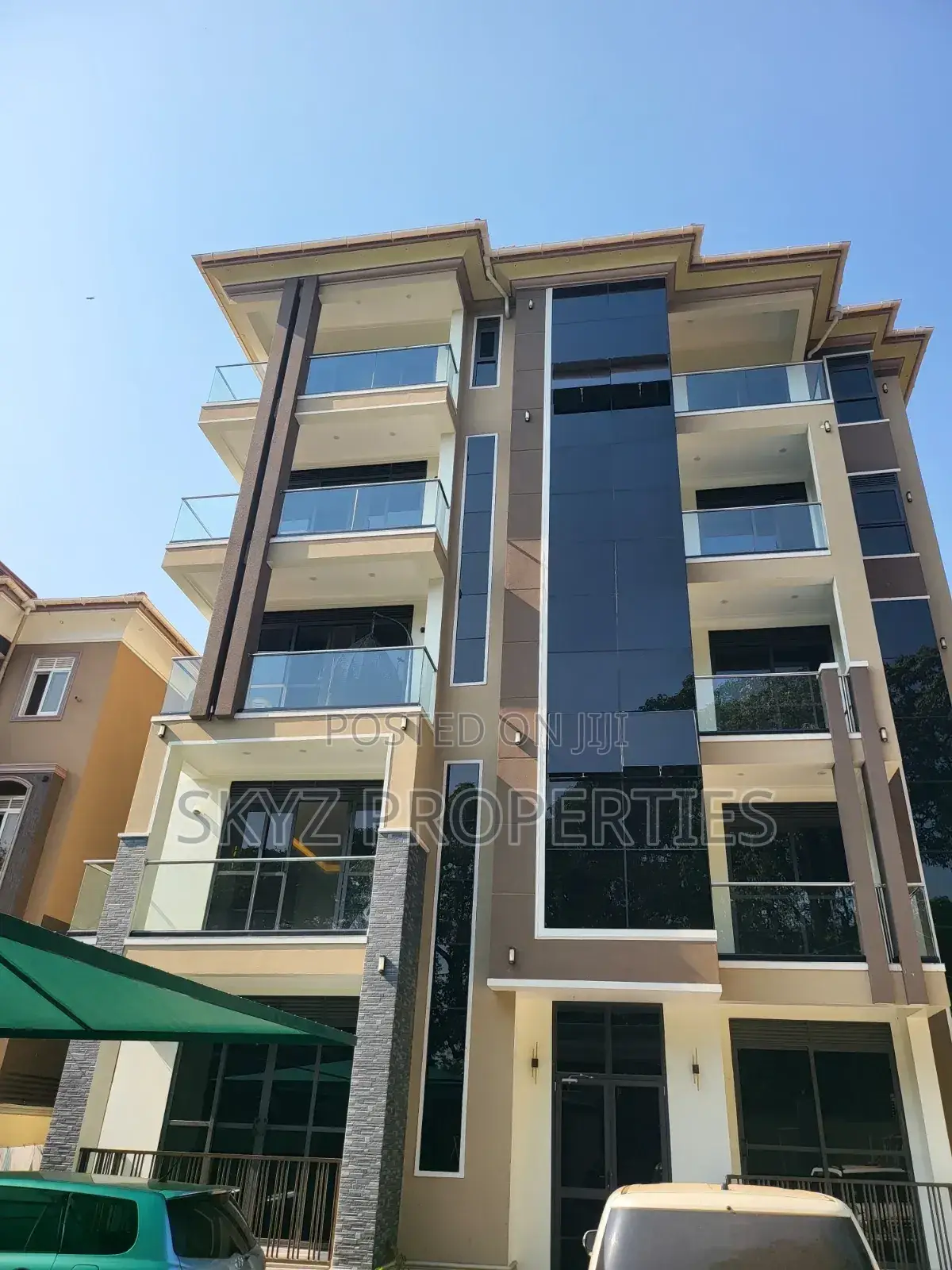 3bdrm Apartment in Muyenga, Central Division for rent